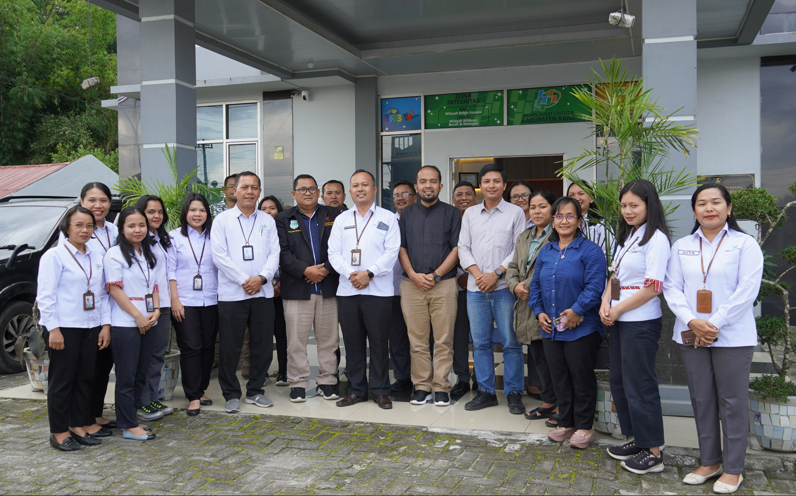 Konsultasi Tim Litbang GKPS ke BPS Kabupaten Karo